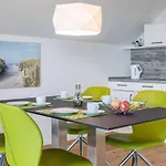 Apartment Reeders Topp By Seeblick Ferien *